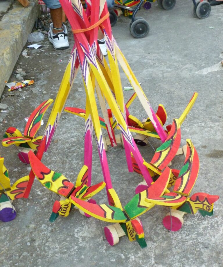 handmade walking bird toy