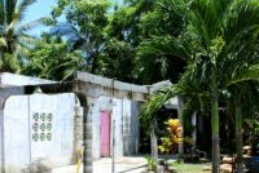Under 100 Yards From Beach – Deal on House To Remodel